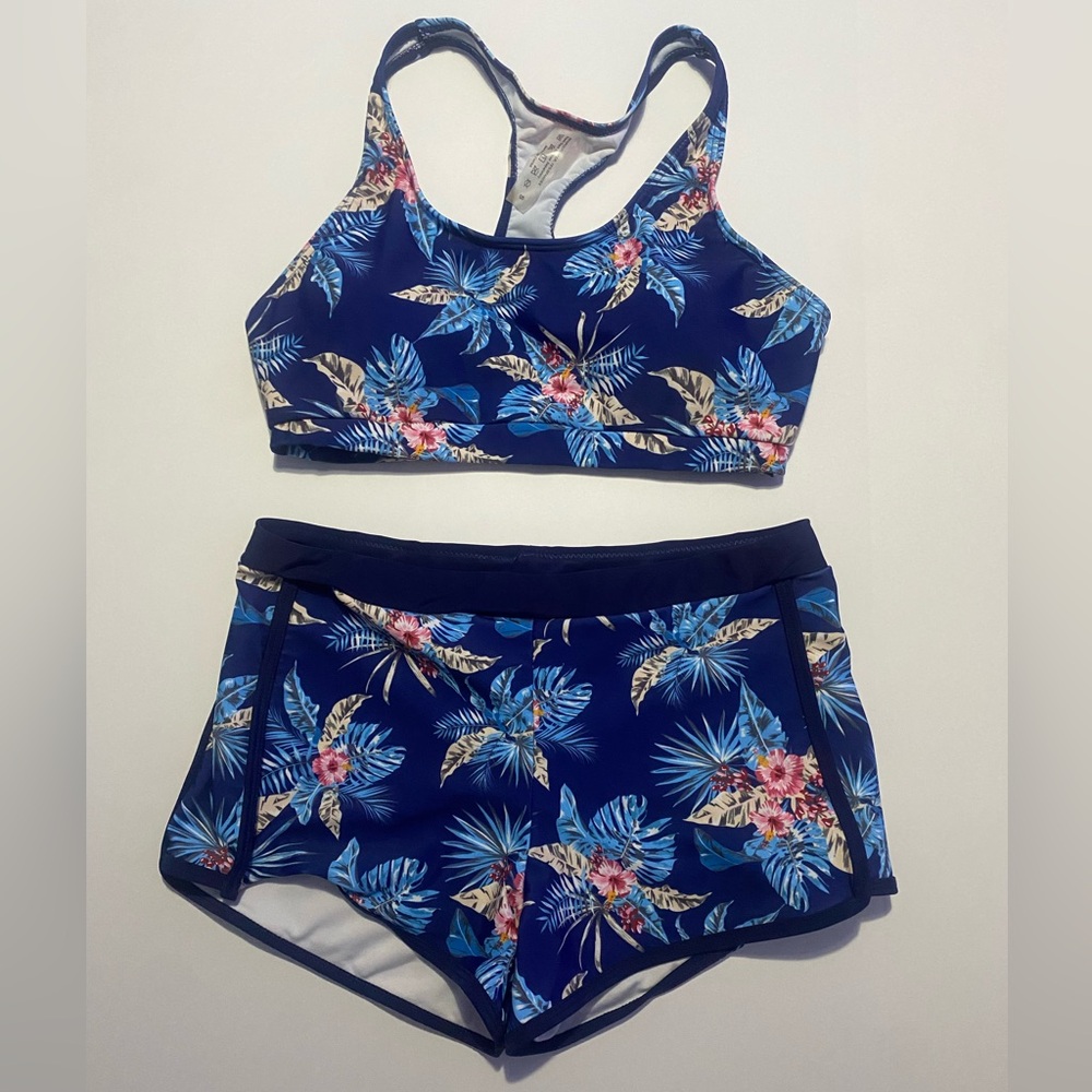 Woman’s swim set